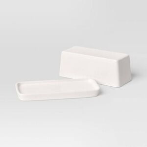 THRESHOLD NWT stoneware butter dish -white